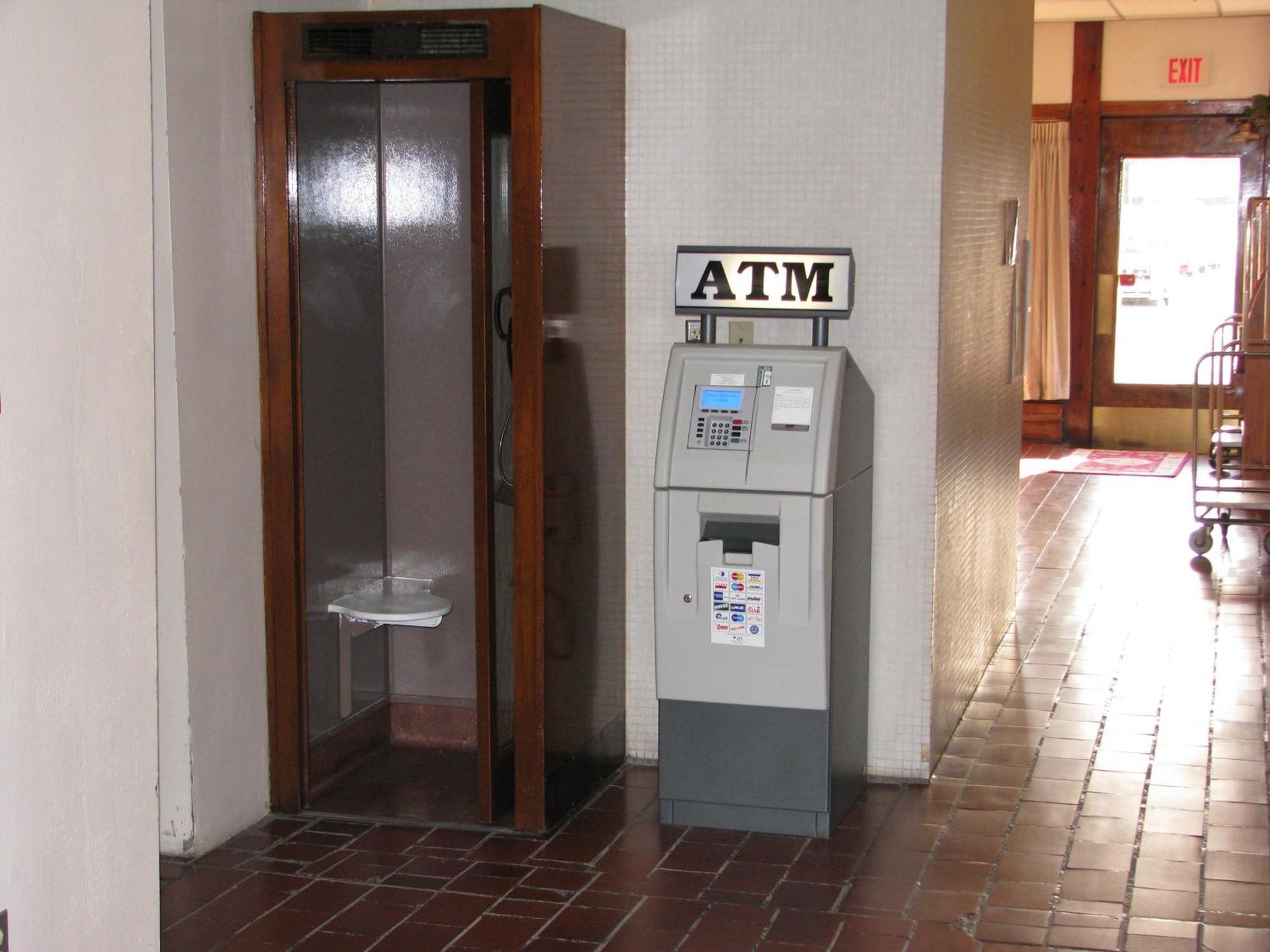 Old National Hotel Bath Bagian luar foto